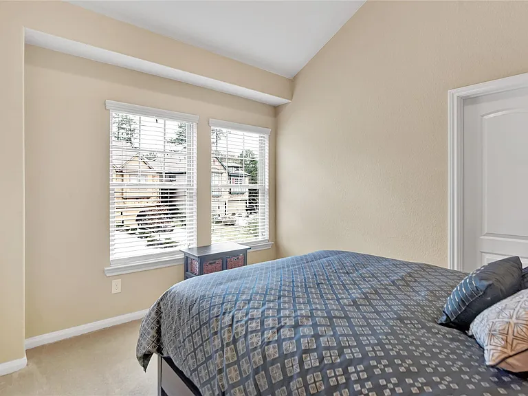21 Cheswood Manor Dr — Photo 20