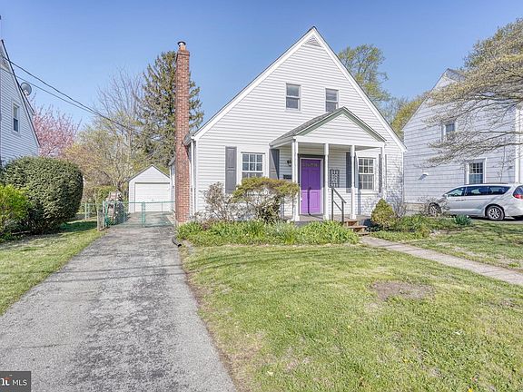5th image of 523 Essex Ave