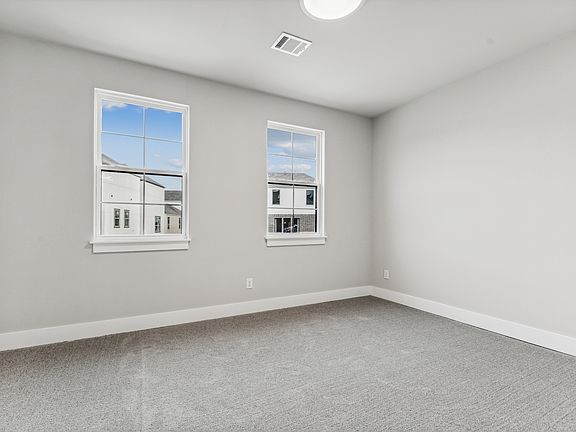 5th image of 8241 Emsworth Dr