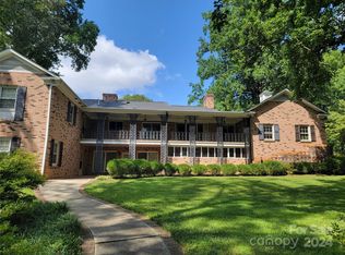 2573 Fairfax Dr, Gastonia, NC 28054