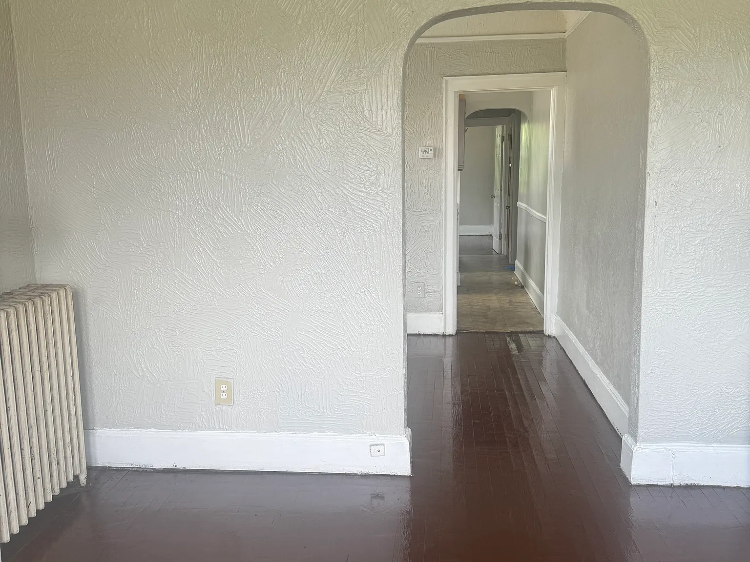 1 bed, 750 sqft, $900 — Photo 4