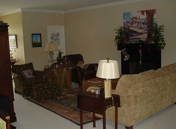 4th image of 660 Emerald Bay Dr