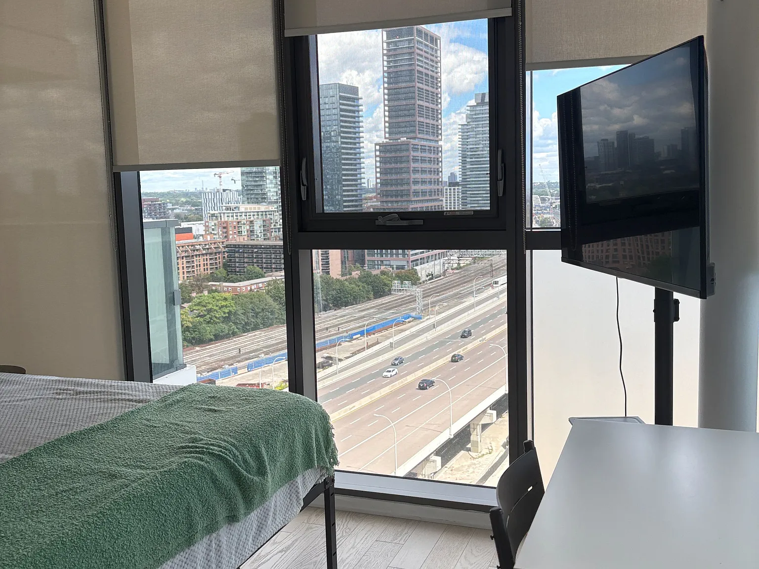 1 bed, $2,200 — Photo 4