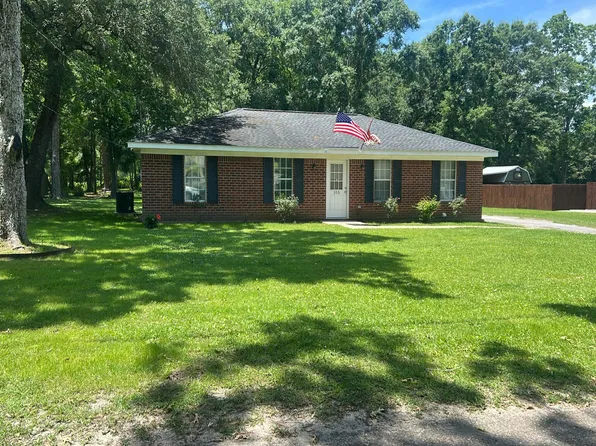 105 Richie St, Saraland, AL 36571