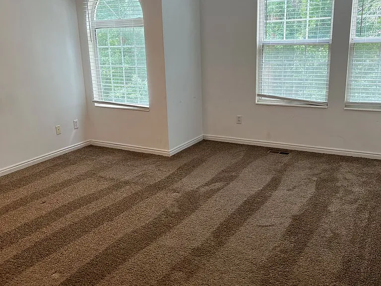 1076 Canyon Rd — Photo 29