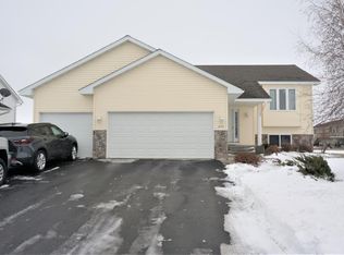 642 Olive St, Arlington, MN 55307