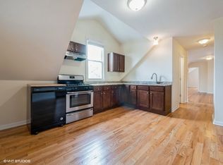 1067 W Cornelia Ave #3, Chicago, IL 60657