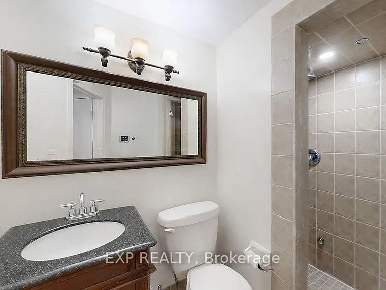 11 Martina Cres — Photo 23
