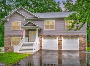706 Lakeview Pkwy, Locust Grove, VA 22508