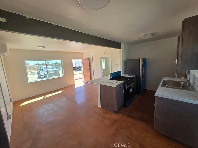 6418 Cienega Dr — Photo 2