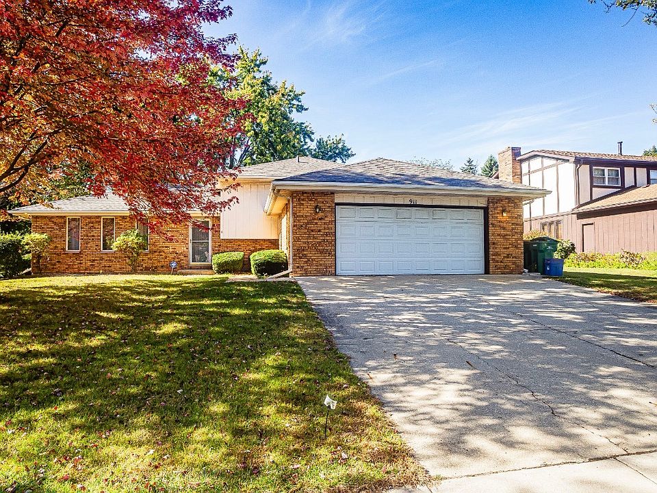 1st image of 911 Colonade Rd