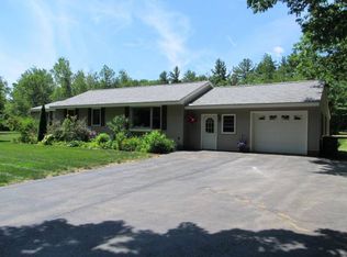 482 4th Range Rd, Pembroke, NH 03275