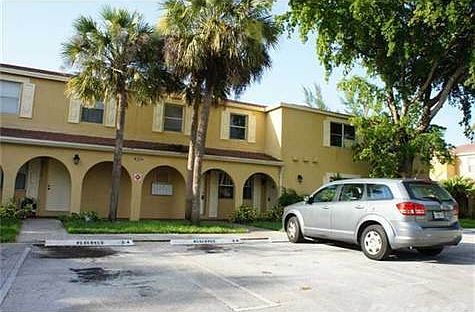 2nd image of 10788 La Placida Dr APT 5-4