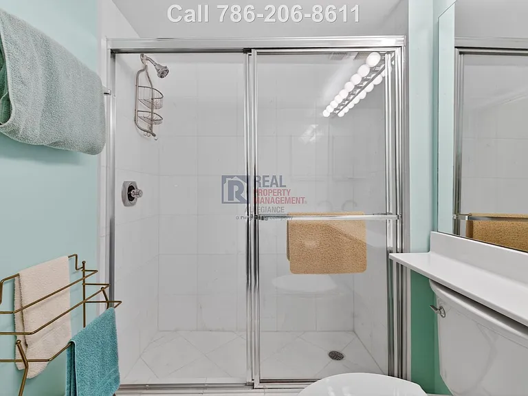 3400 NE 192nd St #1402 — Photo 15