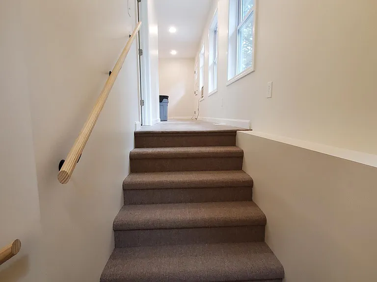 72 Juniper Rdg #A — Photo 35