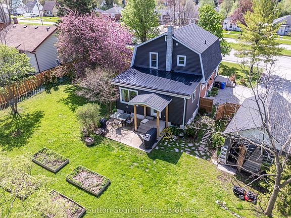 2nd image of 740 6th St E
