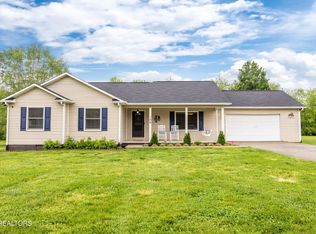 106 Hartland Dr, Madisonville, TN 37354