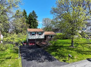 417 Linden Dr W, Cheswick, PA 15024