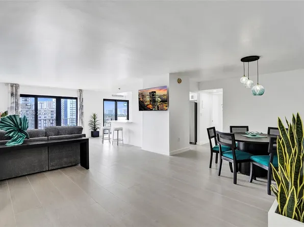 1201 S Ocean Dr, Hollywood, FL