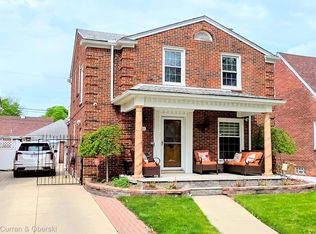 7701 Appoline St, Dearborn, MI 48126