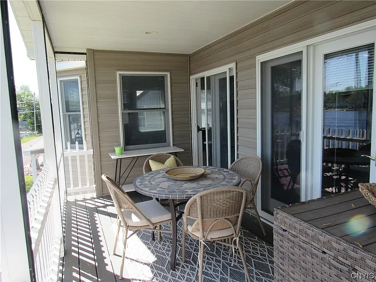 28 E River Rd #2-1 — Photo 36