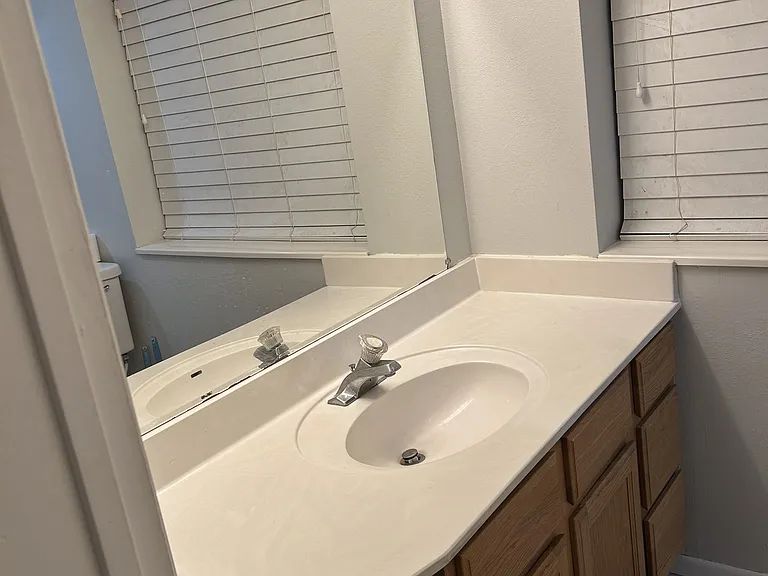 1947 S Columbia Ln #20 — Photo 12