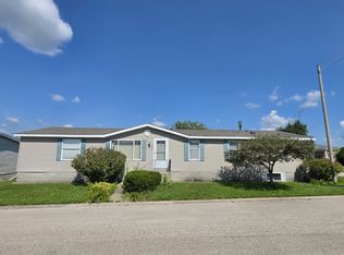 105 Champion Dr, Chenoa, IL 61726