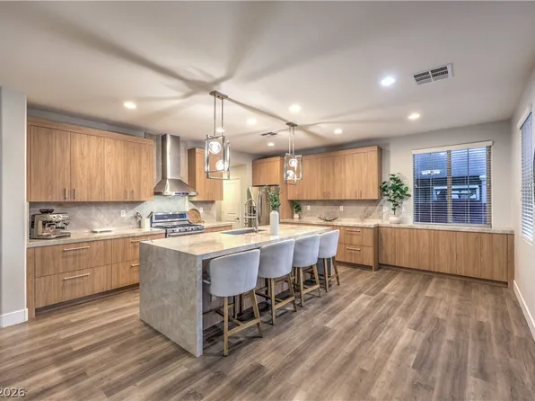 10331 Cider Mill Rd, Las Vegas, NV 89135