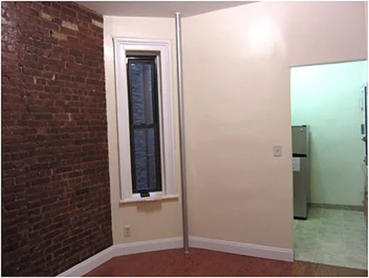 Rented by Brown Harris Stevens | media 21