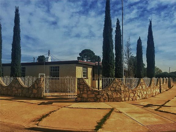 3rd image of 5201 Mount Rushmore Ln