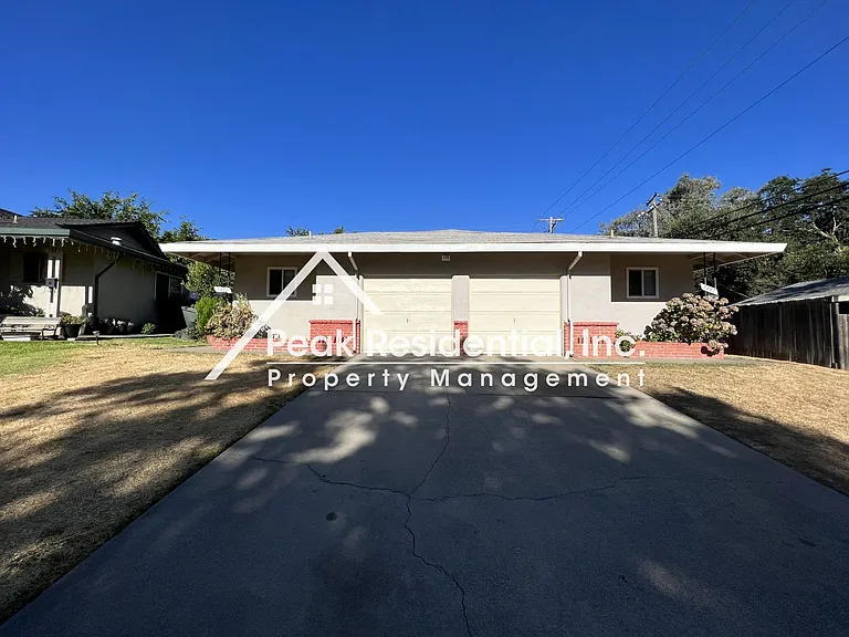 5807 Woodleigh Dr — Photo 1