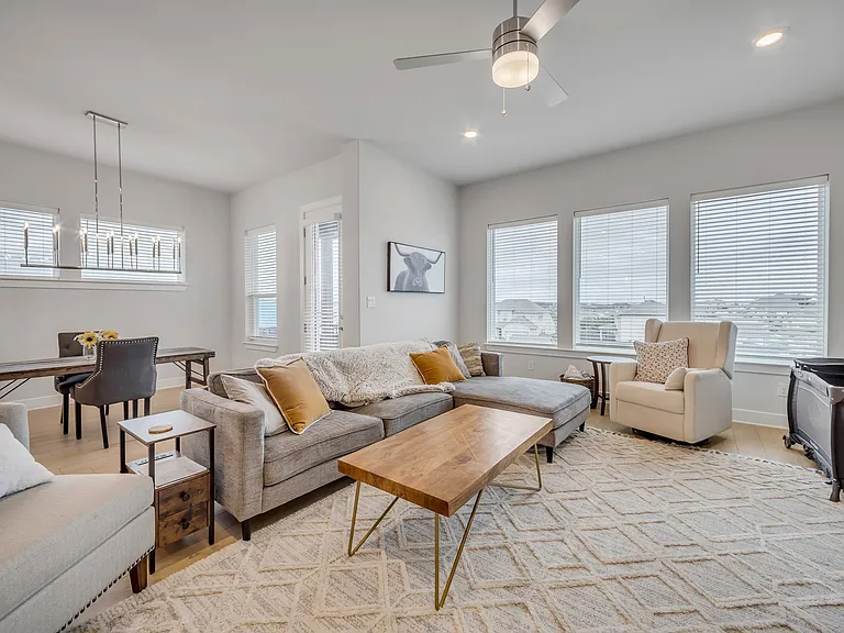 8517 Grenadier Dr — Photo 9