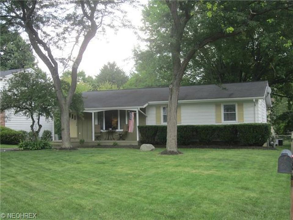 1st image of 359 Caladonia Ave