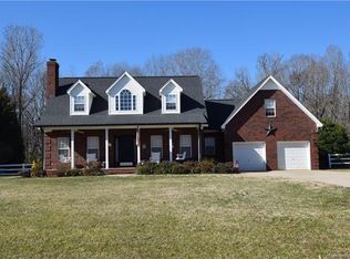 2323 Potter Downs Dr, Waxhaw, NC 28173