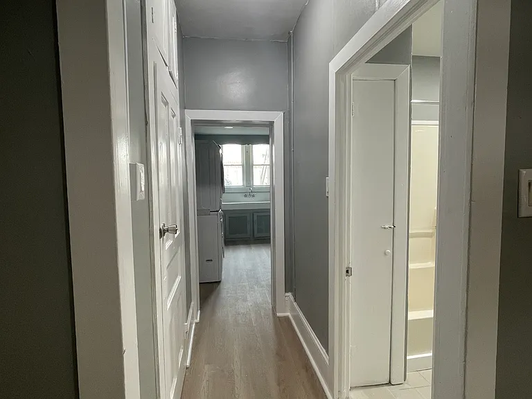 108 N George St #1 — Photo 4