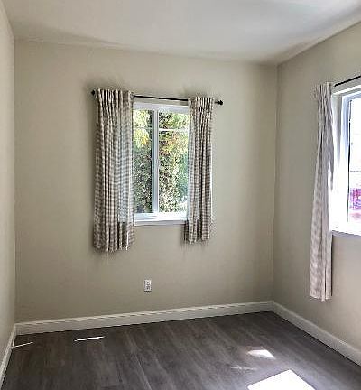 5th image of 2615 Telegraph Ave APT 205
