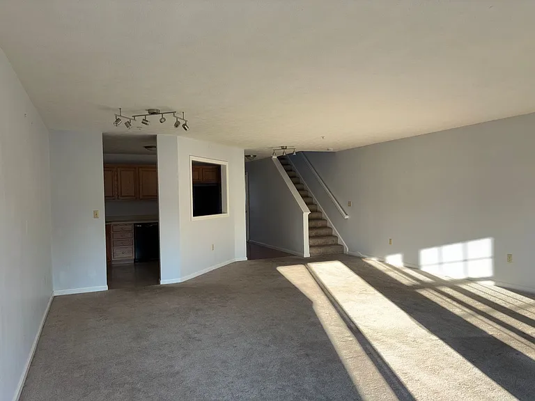 95 Green Briar Rd — Photo 11
