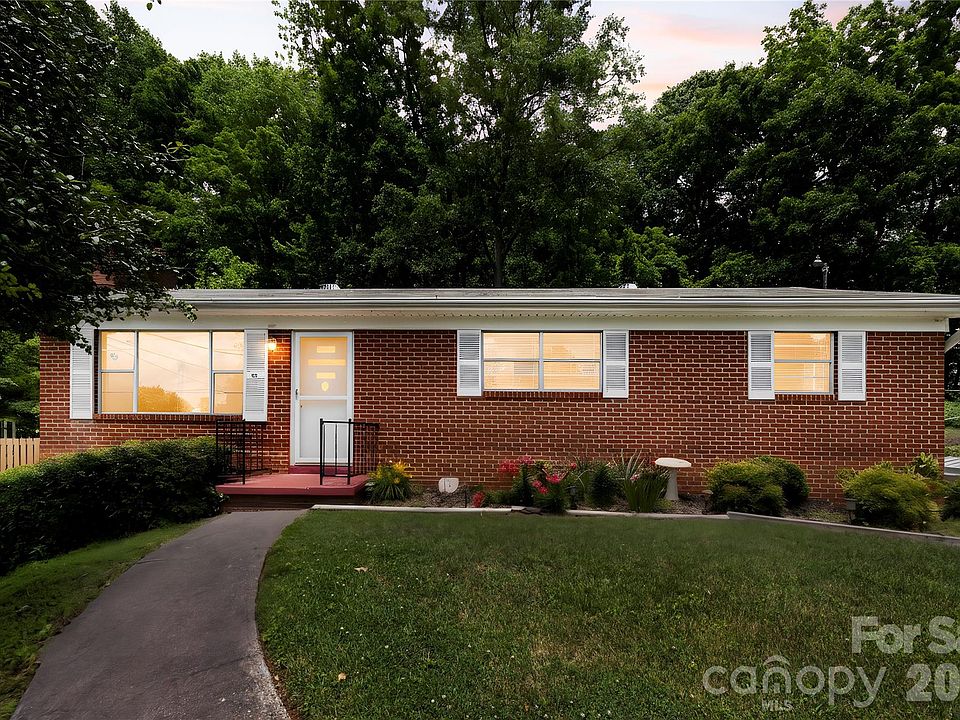 1st image of 309 Oak Hill Rd