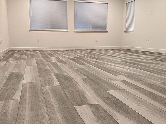 5th image of 4805 Verena Ln