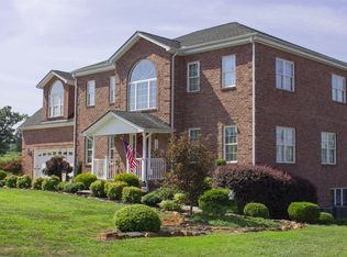 1218 Cedar Rock Dr, Forest, VA 24551