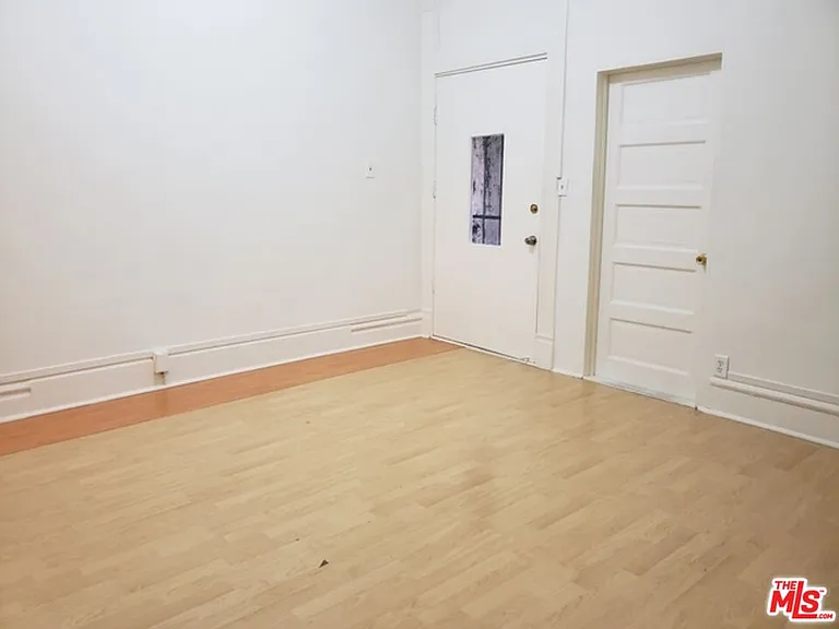 826 S Park View St #1 — Photo 2
