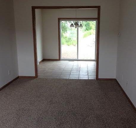 4th image of 1018 Wasek Dr Unit 5