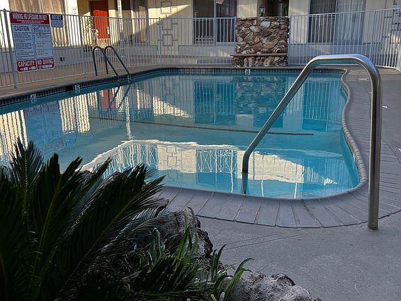 3rd image of 1244 4th Ave APT 2