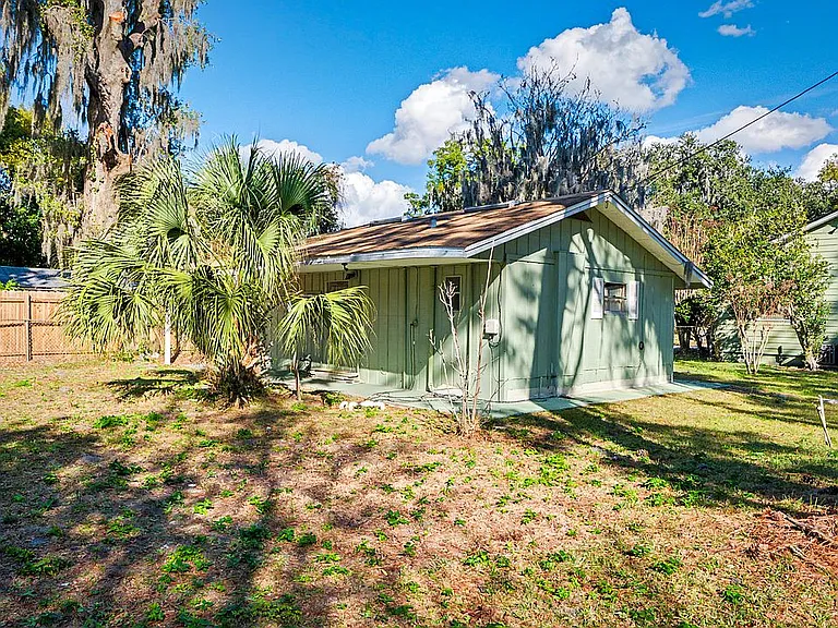 2652 Merwyn Rd — Photo 14