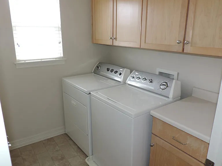 2246 Ulster St — Photo 20