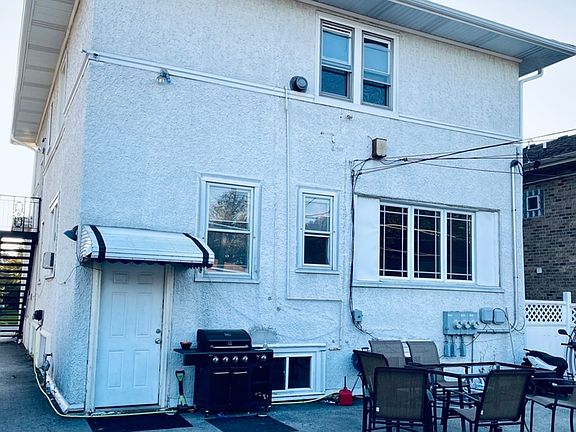 3rd image of 1104 N 17th Ave