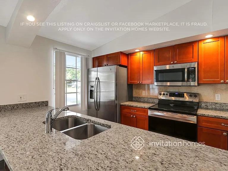 3510 N 35th St — Photo 8