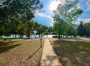 788 Circle Dr, Defuniak Springs, FL 32435