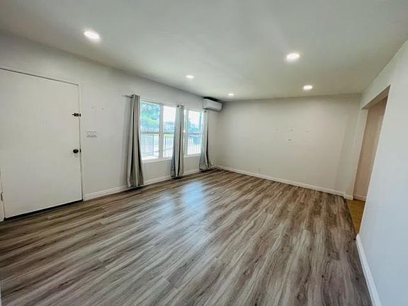 5th image of 9322 Pitkin St