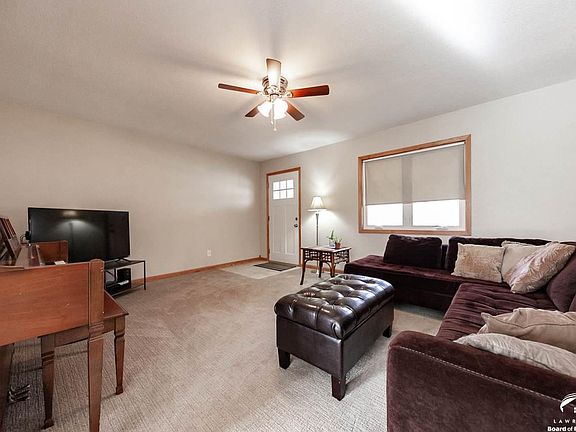 5th image of 2434 Arkansas St